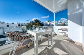 la Joya Suites- near the beach